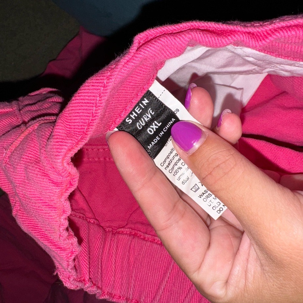 Pink Jeans - Picture 3 of 3